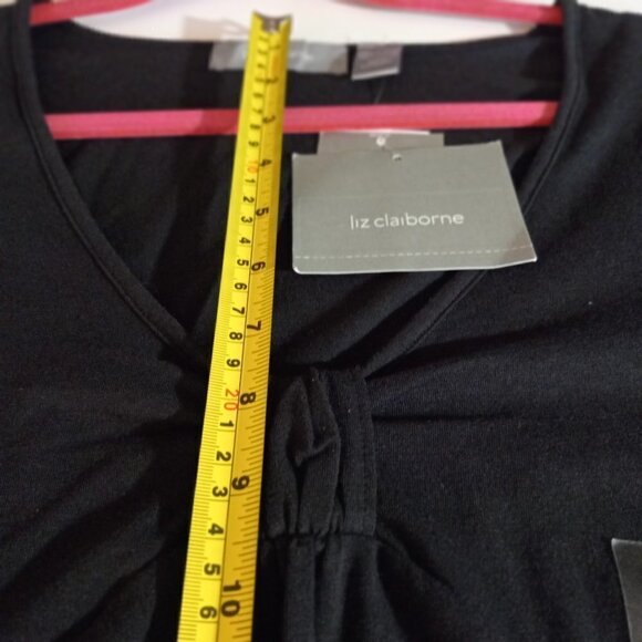 LIZ Claiborne  Blouse  Black V Neck 3/4 Sleeve Pull Over - Picture 6 of 9
